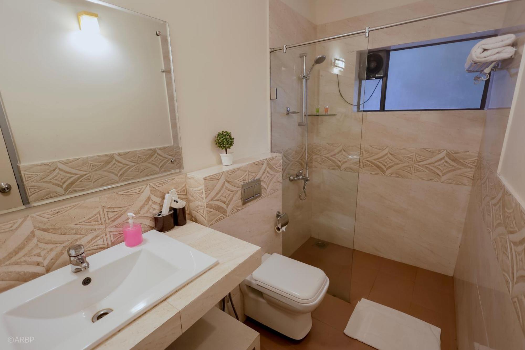 La Sunila Suites & Villas By Wsi, Baga Arpora Exterior foto